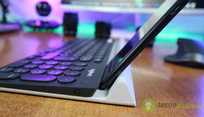 Logitech K780