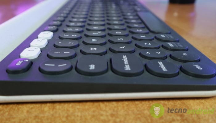 Logitech K780