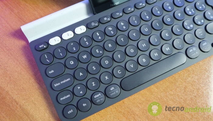 Logitech K780