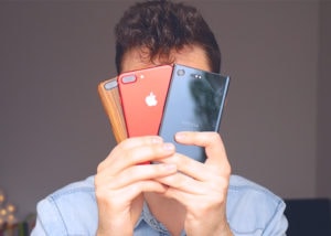 Cosa definisce gli smartphone di fascia alta: design, specifiche o materiali
