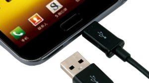 batteria smartphone non carica