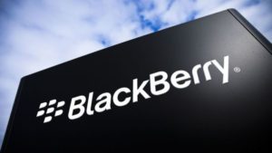Blackberry accusa Facebook e WhatsApp
