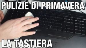 come pulire la tastiera del PC
