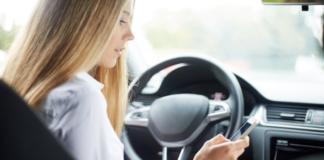 smartphone al volante smartphone alla guida
