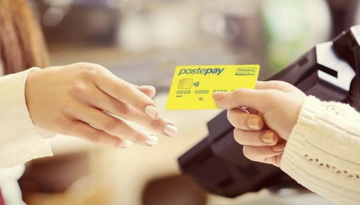 Postepay: la truffa è servita dai call center e sfruttando le email, ecco i nuovi pericoli