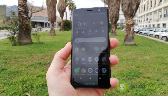 Xperia XZ2 Compact