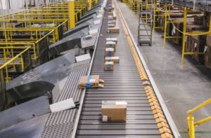Amazon e Tesla, tra i peggiori luoghi di lavoro
