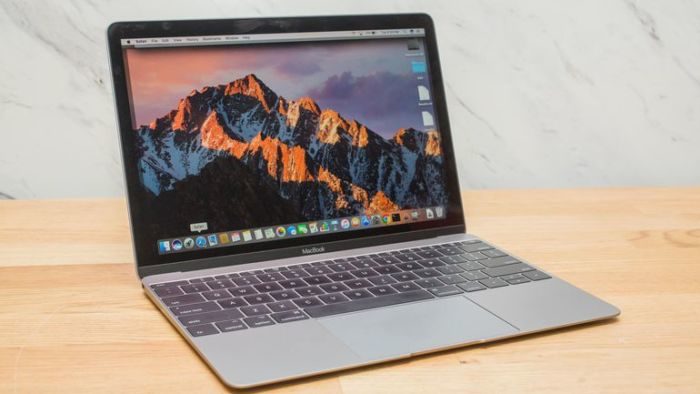 Apple Macbook
