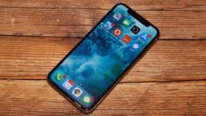 Apple, comparse le immagini dell'iPhone X Gold