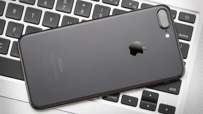 Apple, in arrivo nuovi iPhone