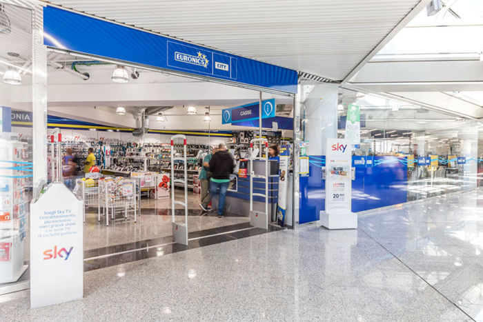 Volantino Euronics distrugge Unieuro e MediaWorld, sconti da capogiro su tutto