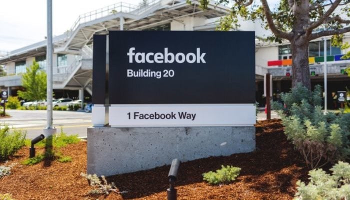 Facebook adesso ci ricompenserà se scopriremo un furto di dati