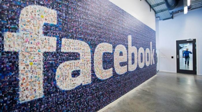 Facebook è in cerca di altre informazioni private