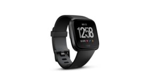 Fitbit Versa è finalmente disponibile