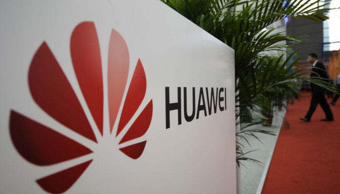 Huawei, in arrivo lo smartphone pieghevole del colosso cinese