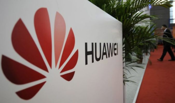 Huawei, niente condivisione dei processori