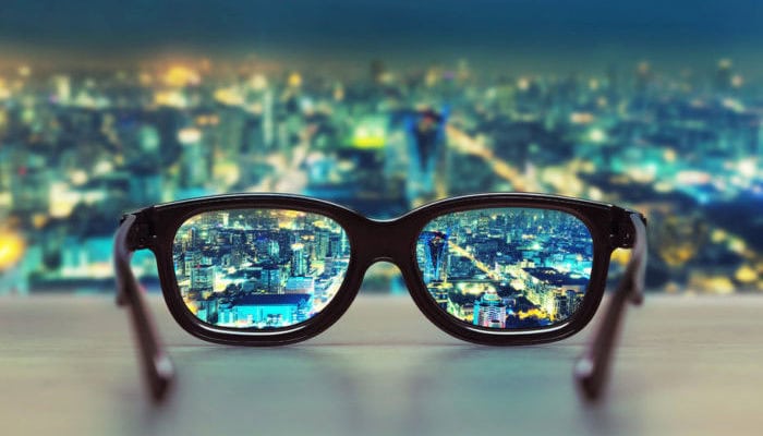 Intel ha intenzione di chiudere il progetto relativo agli occhiali intelligenti
