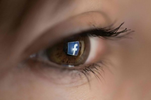 Il riconoscimento facciale di Facebook arriva in Europa