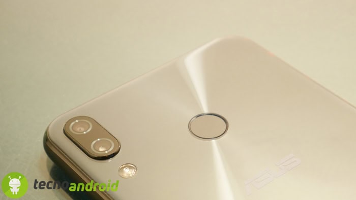 P1000551 Asus Zenfone 5