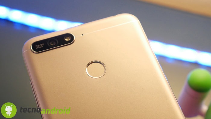 P1000570 Honor 7A