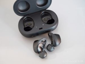 Samsung Gear IconX 2018