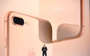 A settembre Apple potrebbe presentare un iPhone con doppia SIM