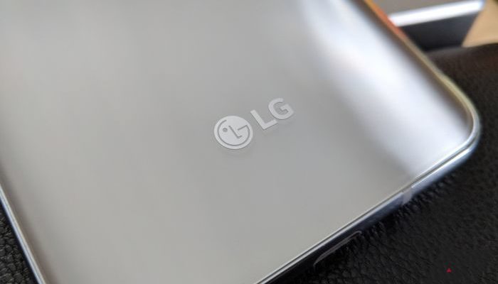 LG G7 potrebbe avere un particolare scomodo