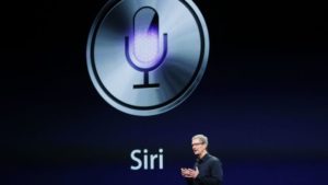 Apple ha assunto centinaia di ingegneri per migliorare Siri