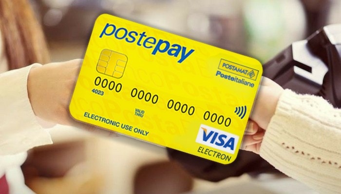 PostePay: ancora segnalazioni riguardati truffe via WhatsApp e SMS