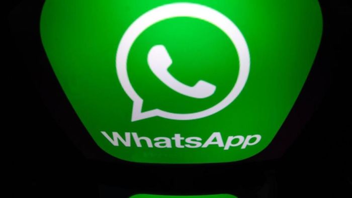 WhatsApp: multa da 500 euro per gli utenti TIM, Wind, Vodafone e 3 Italia 