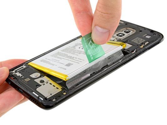 OnePlus 6 smontato
