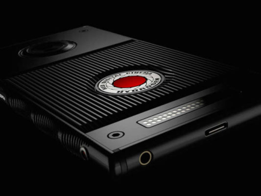 RED Hydrogen, posticipato