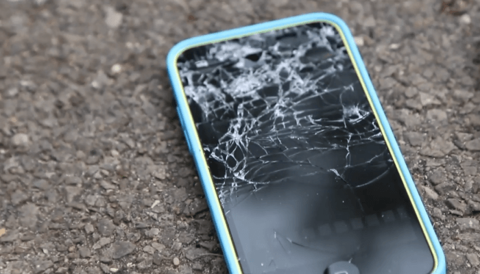 Quanto costa riparare un iPhone non in garanzia?