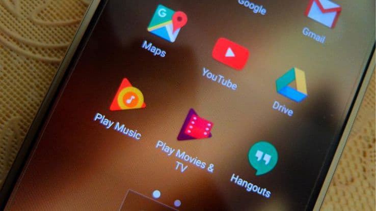 Android: per evitare guai non scaricate queste 4 applicazioni dal Play Store