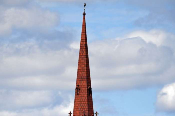 Nel Regno Unito le chiese serviranno per migliorare il segnale cellulare e del wi-fi