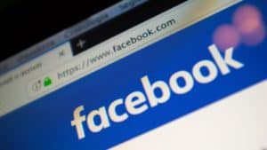 Stare senza Facebook peggiora l'umore