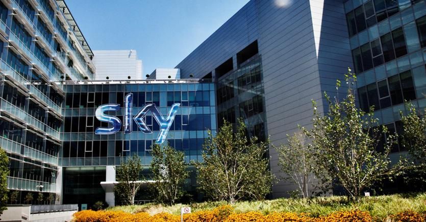 Sky riconquista il Calcio e regala un pacchetto ad ogni cliente