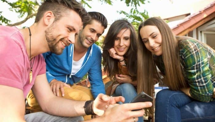 smartphone internet ragazzi