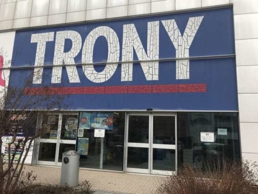 Trony