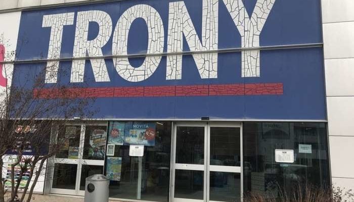 Trony