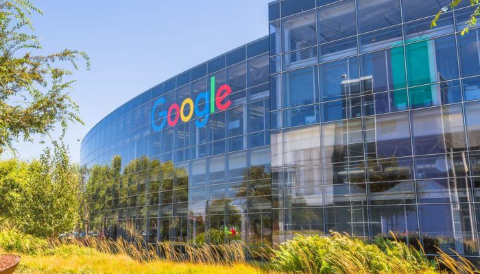 Google pronta a costruire in Europa