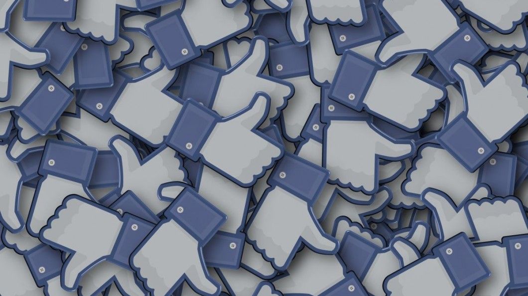 Facebook: ecco tutto quello che sa di te e cosa fa per tutelarlo