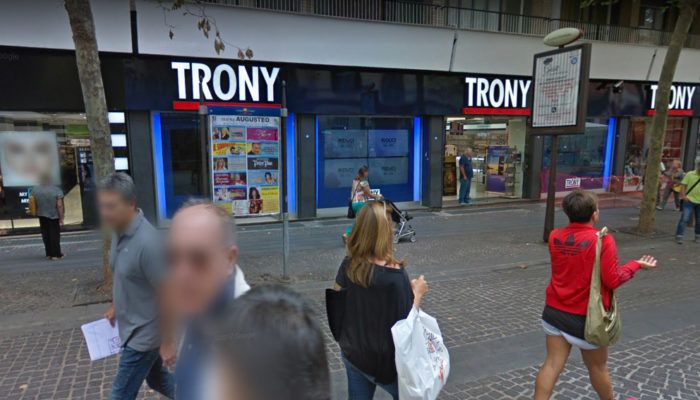 Trony