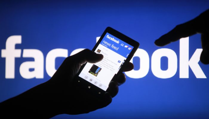 Facebook cede di nuovo i dati di 2.2 milioni di utenti
