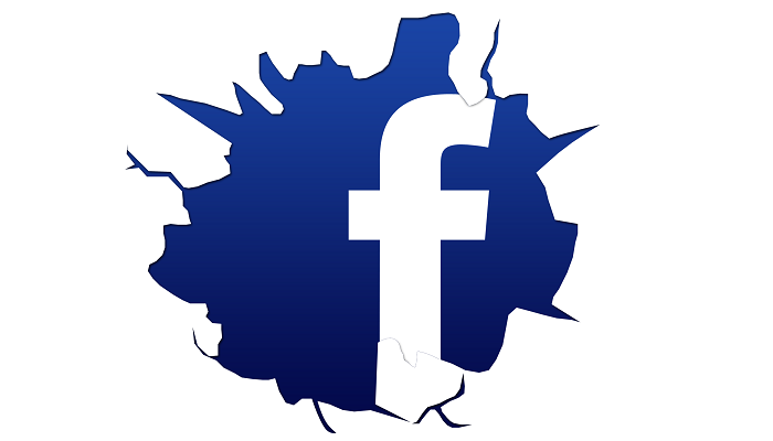 Facebook condannato da molti utenti
