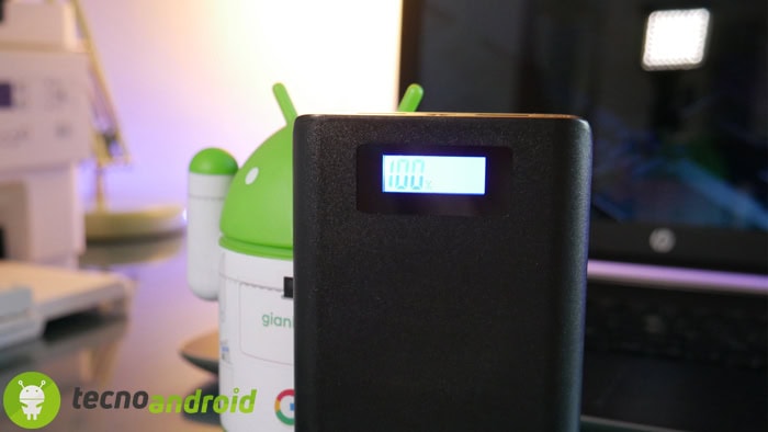 P1010564 Powerbank Varta