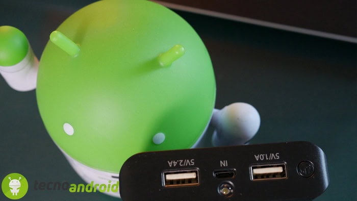 P1010566 Powerbank Varta