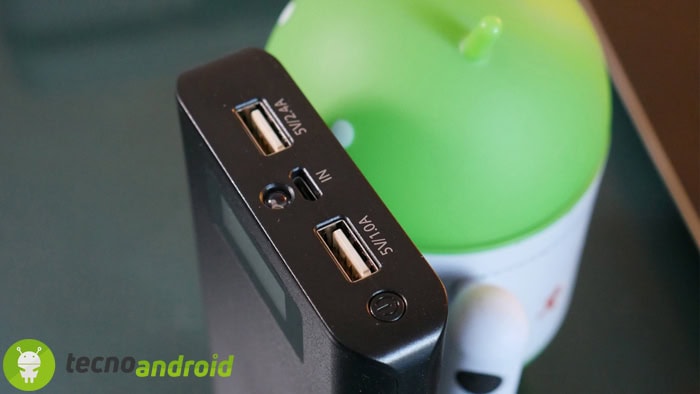 P1010568 Powerbank Varta
