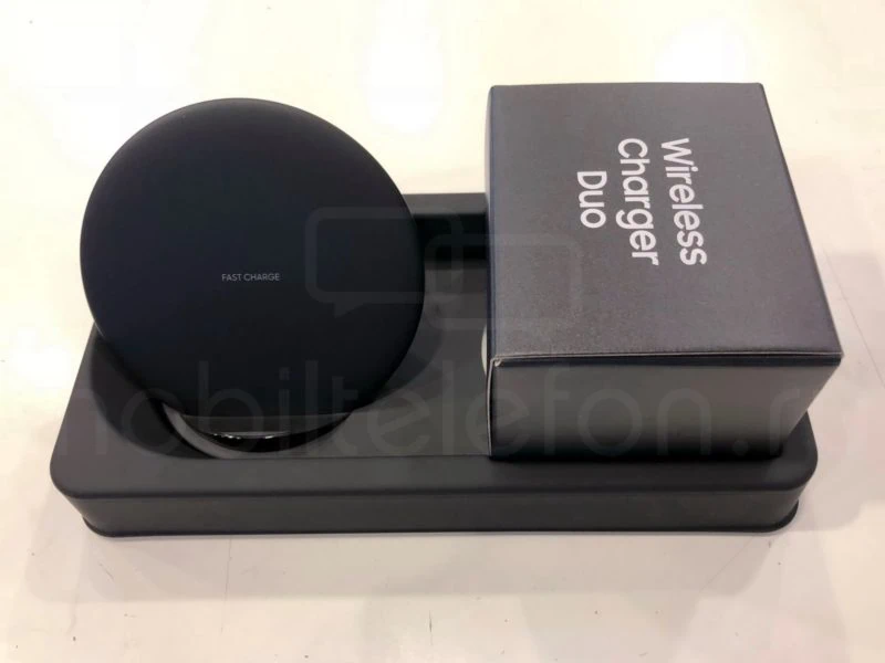 Samsung-Duo-Fast-Wireless-Charger-early-launch-russia-from-Mobiltelefon-02-800×600
