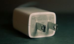 Nuovo caricatore Apple in arrivo